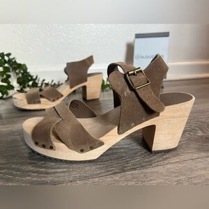 Loft Criss Cross Leather & Suede Wooden Platform Clog Sandals. Size 8
